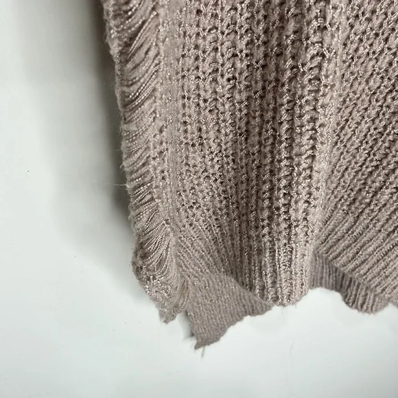 POL Distressed Oversized Mock Neck Sweater Size Medium - Picture 6 of 16